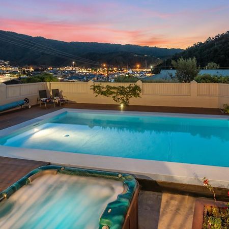 Fabulous Apartment With Private Spa Pool & Gym Picton Exterior foto