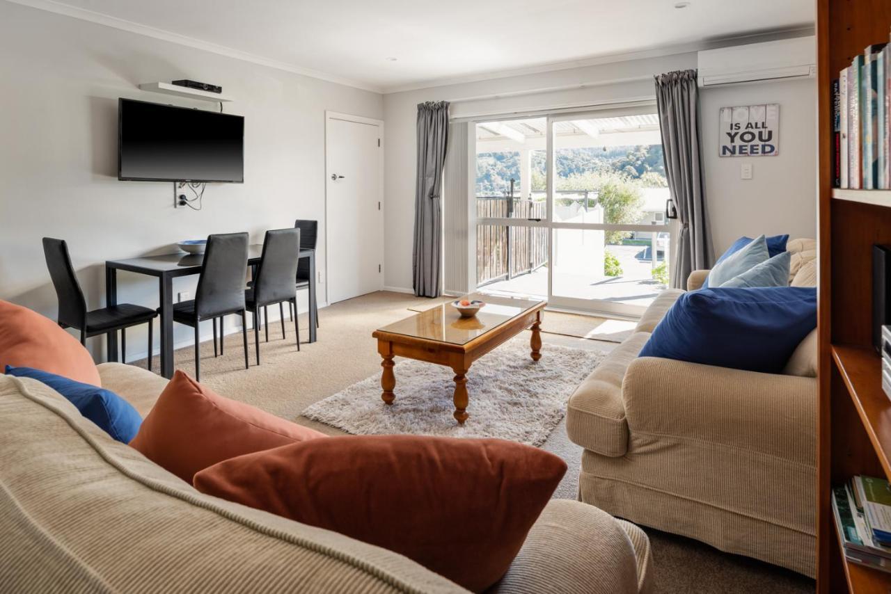Fabulous Apartment With Private Spa Pool & Gym Picton Exterior foto