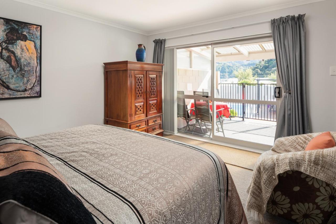 Fabulous Apartment With Private Spa Pool & Gym Picton Exterior foto